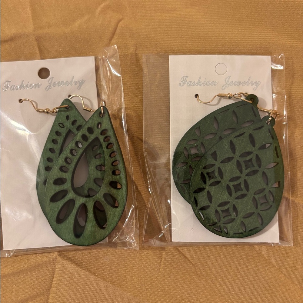 Green wood Bohemian earrings